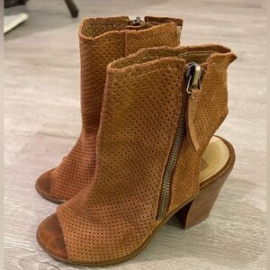 CIRCUS Sam Edelman Peep Toe Booties Chunky 3" Heels Brown Suede Women's Size 6.5
